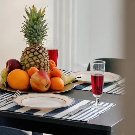 Narutowicza Bright & Comfy Downtown By Renters Apartment Lodz