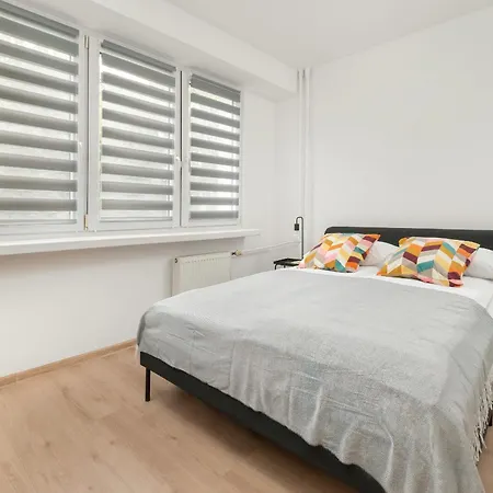 Narutowicza Bright & Comfy Downtown By Renters * Lodz